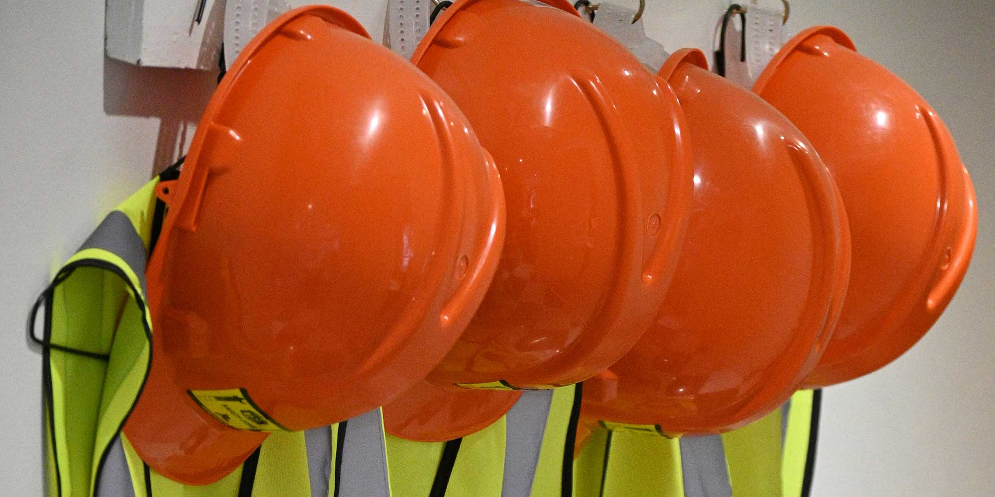 Construction Safety Management: Building Safer, Lower-Risk Jobsites ...